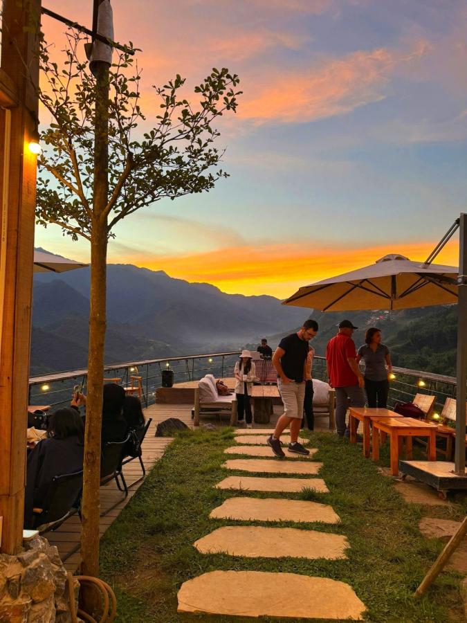 Click image for larger version

Name:	cafe-2.jpg
Views:	4
Size:	102.0 KB
ID:	31049