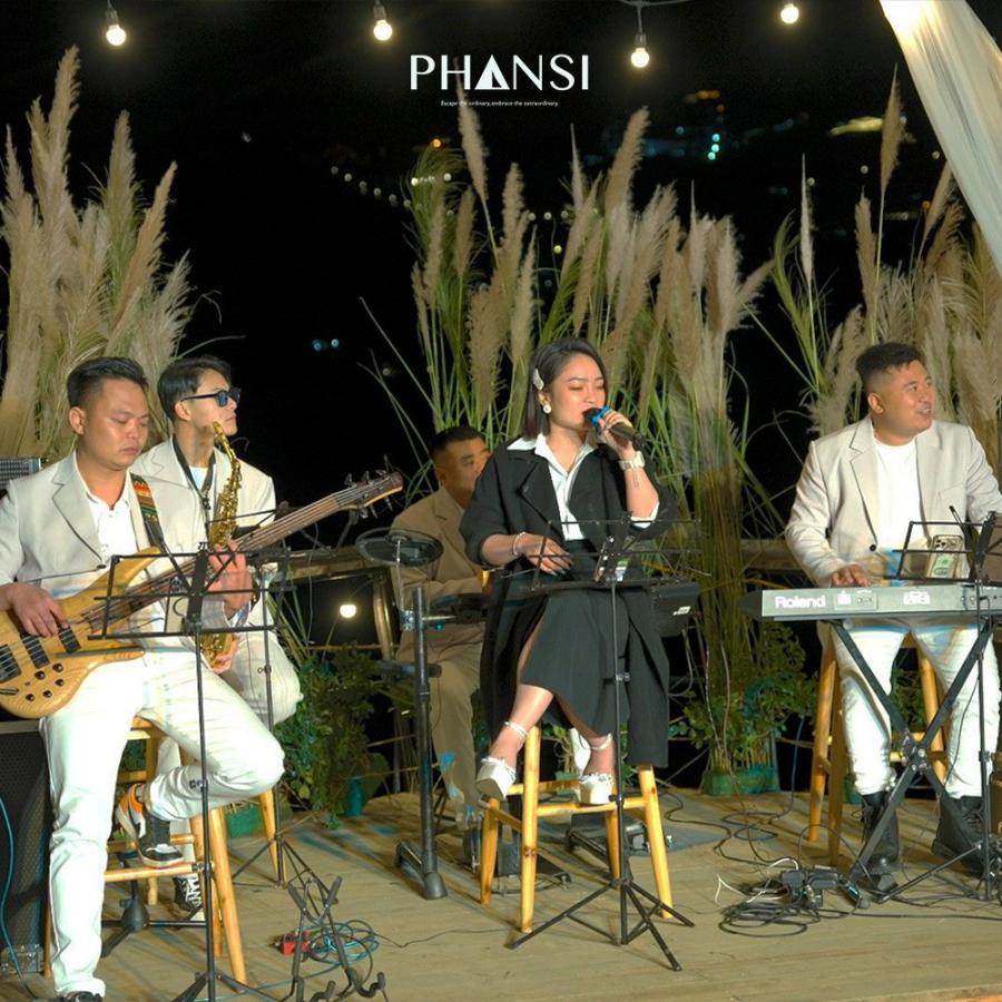 Click image for larger version

Name:	acoustic.jpg
Views:	4
Size:	134.4 KB
ID:	31053