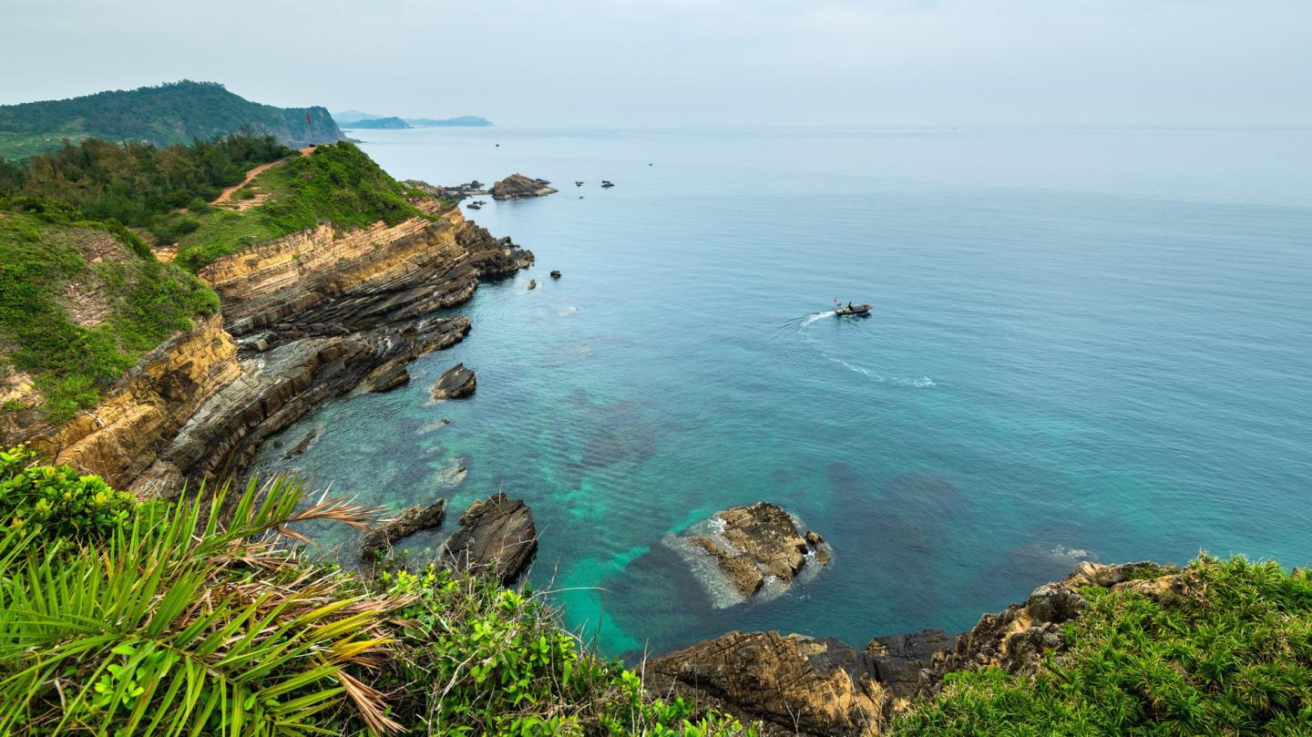 Click image for larger version

Name:	danh-luoi-ben-bai-da-mong-rong-by-nguyen-thanh-chung-1-15562504990811993555539-crop-1556250510877506149801.jpg
Views:	10
Size:	207.1 KB
ID:	31238