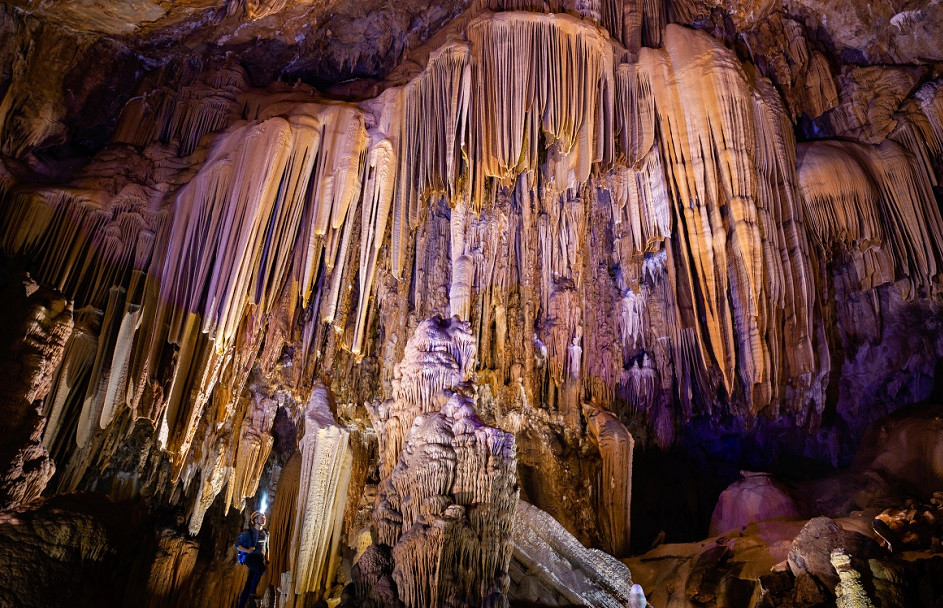 Click image for larger version  Name:	tour hung thòng.jpg Views:	0 Size:	312.8 KB ID:	31272