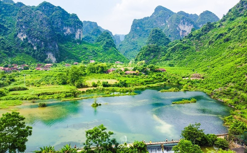 Click image for larger version

Name:	Du-Lich-Lang-Son-6-03.jpg
Views:	0
Size:	187.7 KB
ID:	31377