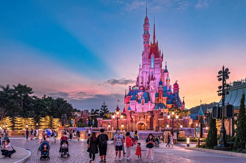 Click image for larger version

Name:	Hong-Kong-Disneyland.jpg
Views:	0
Size:	149.2 KB
ID:	31447