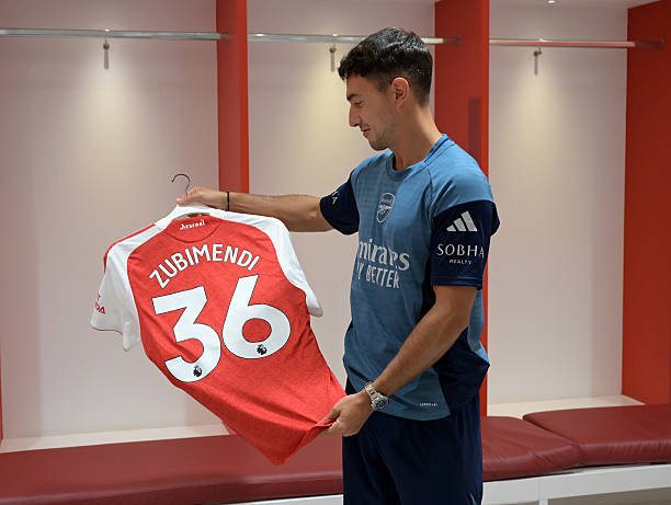 Click image for larger version

Name:	london-england-arsenal-unveil-new-signing-martin-zubimendi-at-emirates-stadium-on-july-02.jpg
Views:	3
Size:	59.0 KB
ID:	31514