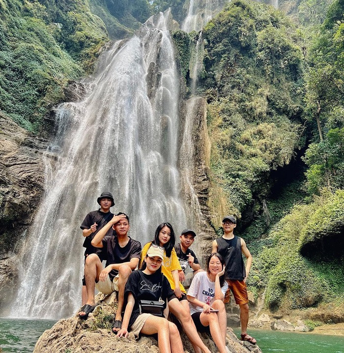 Click image for larger version

Name:	thac-nam-me-tuyen-quang-1.jpg
Views:	6
Size:	319.5 KB
ID:	32127