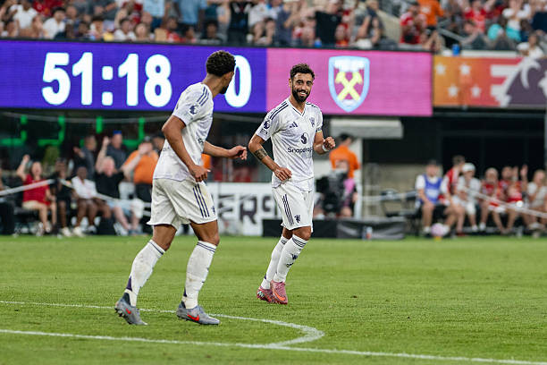 Click image for larger version

Name:	east-rutherford-new-jersey-bruno-fernandes-of-manchester-united-celebrates-scoring-a-goal-to.jpg
Views:	0
Size:	81.9 KB
ID:	32239
