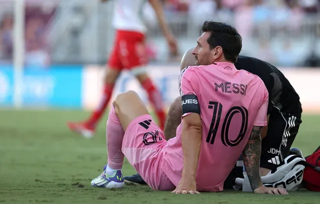 Click image for larger version

Name:	messi_chan_thuong_chi_sau_11_phut_tran_dau_cua_inter_miami.webp
Views:	7
Size:	26.8 KB
ID:	33018