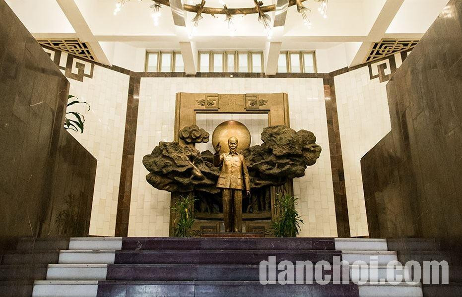 Click image for larger version

Name:	bao-tang-ho-chi-minh-3.jpg
Views:	7
Size:	161.1 KB
ID:	33091