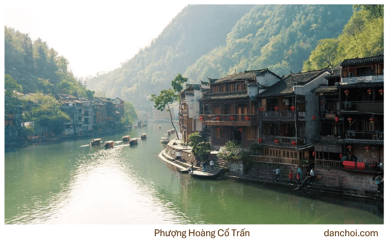 Phượng Hoàng Cổ Trấn
