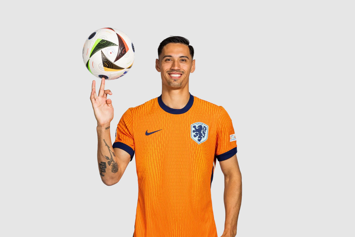 Click image for larger version

Name:	tieu-su-cau-thu-tijjani-reijnders-1106161453.jpg
Views:	3
Size:	123.9 KB
ID:	33983