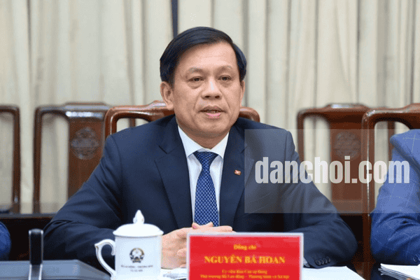 Click image for larger version

Name:	nam-au-nang-nong-2.png
Views:	0
Size:	77.8 KB
ID:	34498