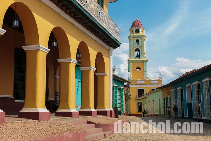 Click image for larger version

Name:	casco-historico-trinidad-cuba-07563174.jpg
Views:	7
Size:	102.7 KB
ID:	34709