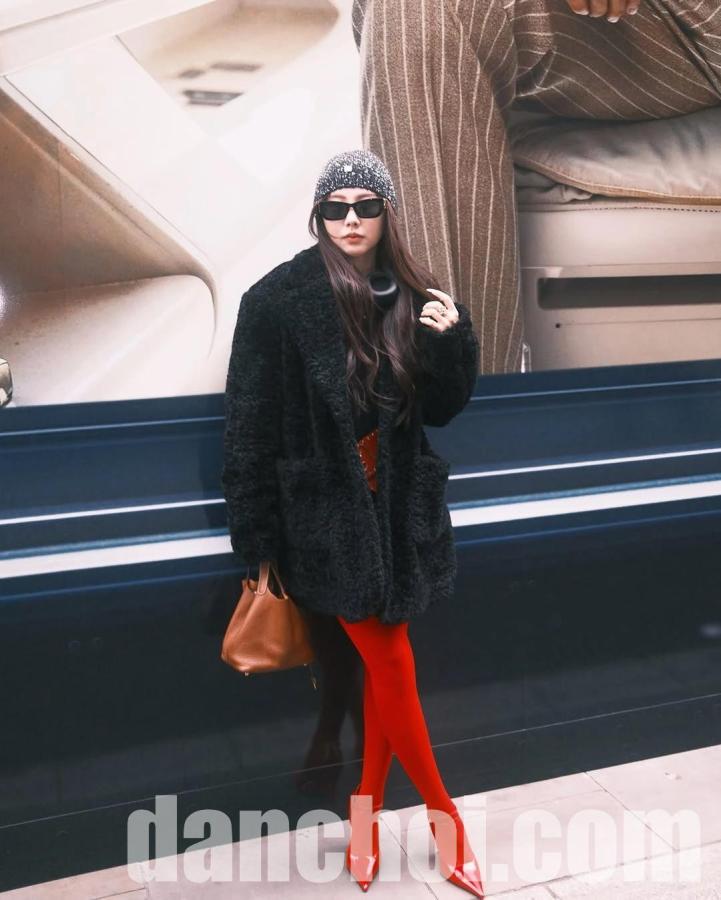 Click image for larger version

Name:	mau-sac-xu-huong-do-fragilejim-1756372451984850869045.jpg
Views:	3
Size:	64.0 KB
ID:	36213