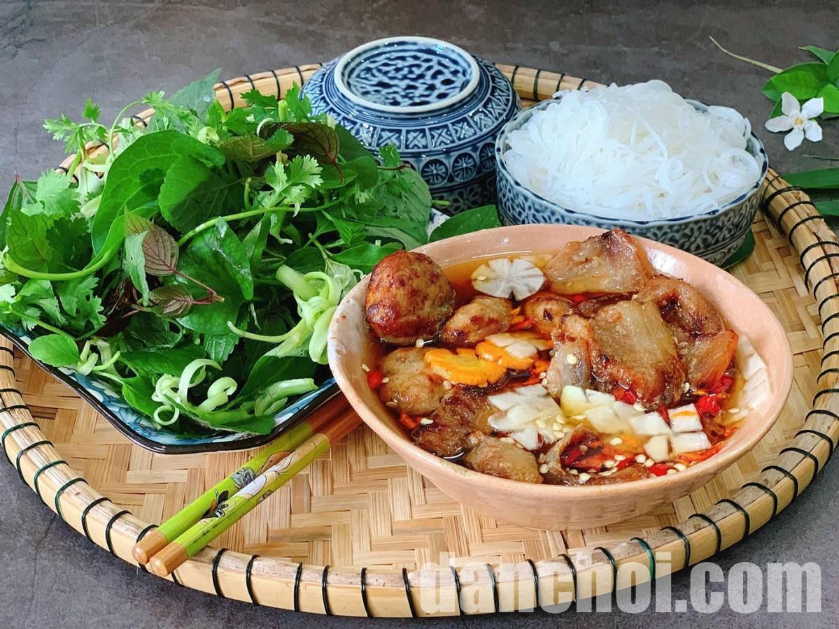 Click image for larger version

Name:	bun-cha-ha-noi-01.jpg
Views:	7
Size:	214.0 KB
ID:	36644