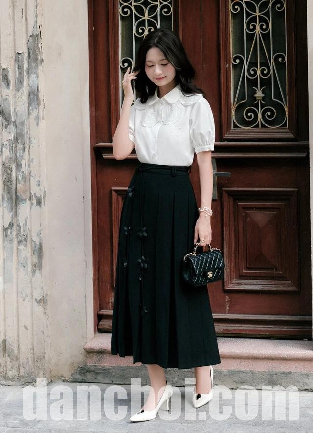 Click image for larger version

Name:	so-mi-tron-hoa-tiet-bohee-1-1756891458818491216281.jpg
Views:	4
Size:	131.1 KB
ID:	37098