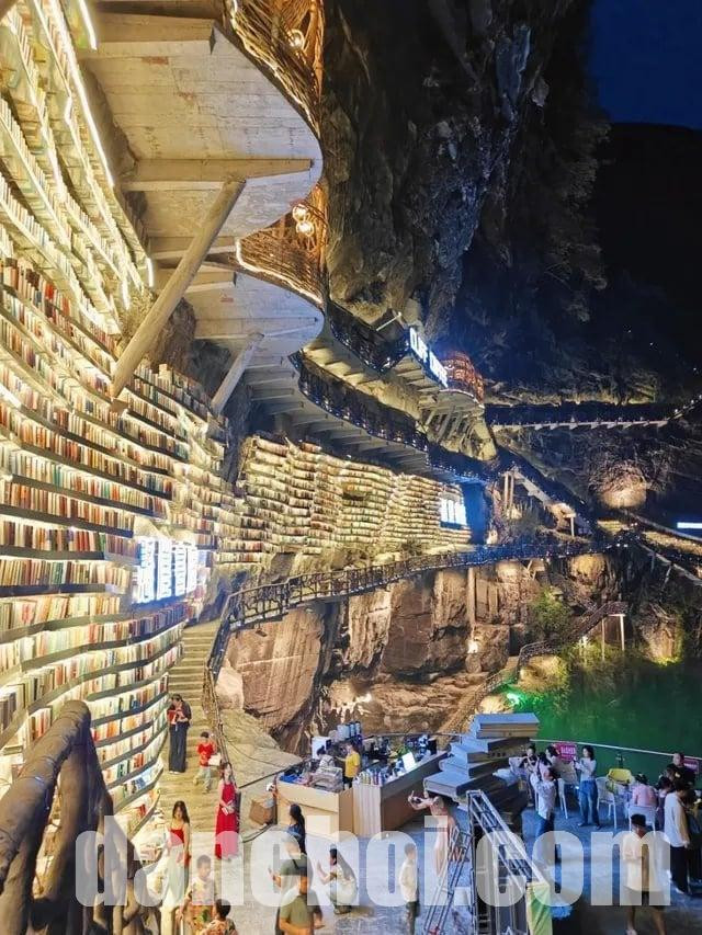 Click image for larger version

Name:	Mianhua-Library4-2108.jpg
Views:	5
Size:	205.5 KB
ID:	37114
