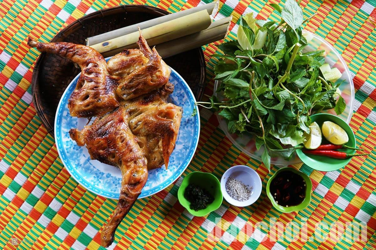 Click image for larger version  Name:	goi-y-10-quan-ngon-pleiku-cho-cac-tin-do-dam-me-an-uong-05-1659609371.jpg Views:	0 Size:	473.8 KB ID:	38435