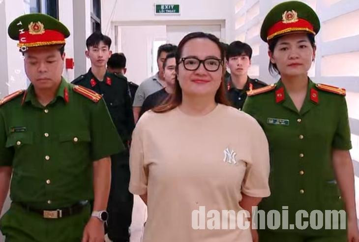 Click image for larger version

Name:	edit-anh-man-hinh-2025-10-03-luc-211515-17595009951841555653057.jpg
Views:	0
Size:	70.2 KB
ID:	39561
