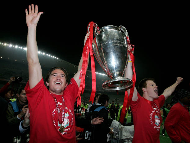 Click image for larger version

Name:	istanbul-turkey-liverpool-defender-john-arne-riise-of-norway-and-winger-harry-kewell-of.jpg
Views:	6
Size:	62.5 KB
ID:	39603