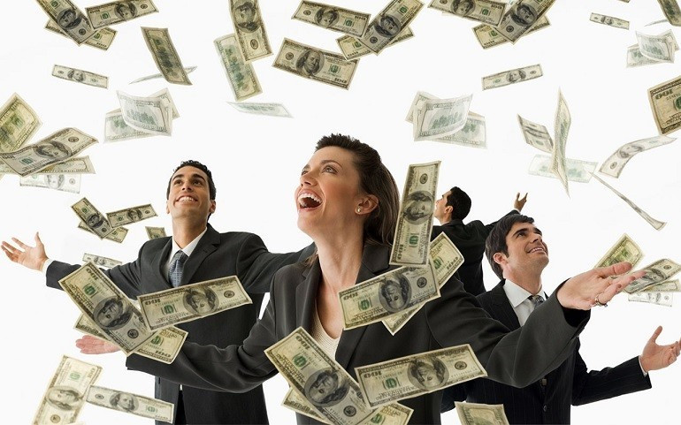 Mơ thấy tiền rơi vãi- Tiết lộ con số cực hot không thể bỏ qua 💰✨