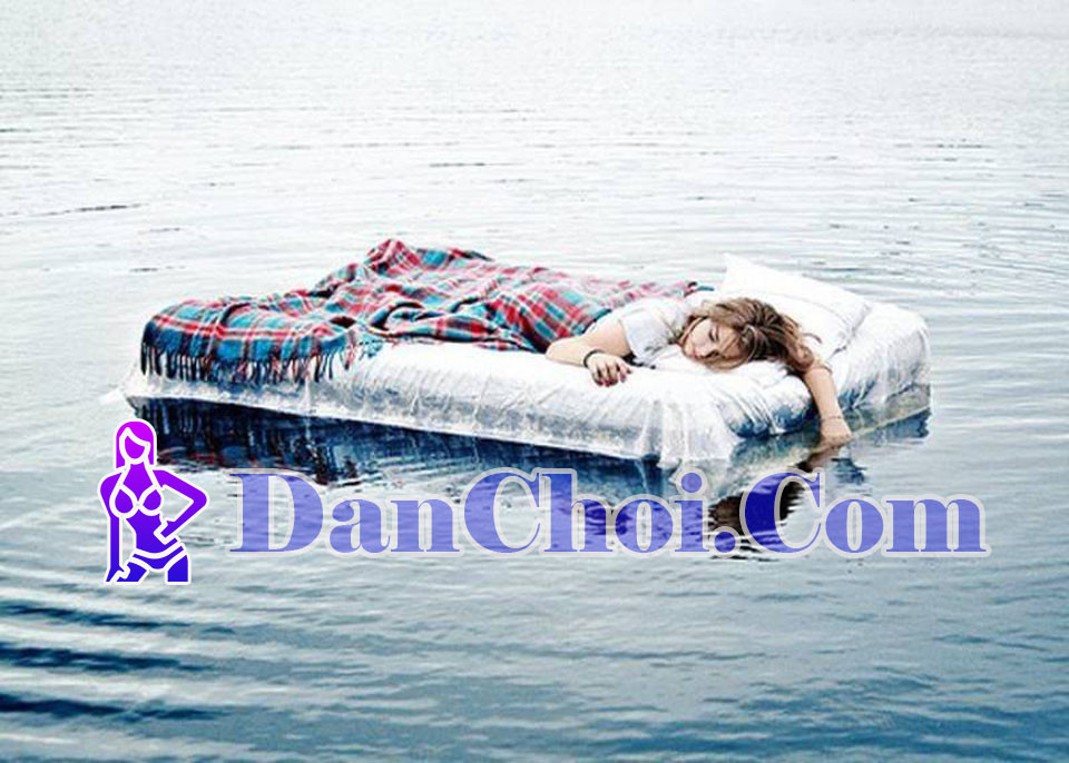🐬 Giấc mơ thấy bơi dưới nước và điềm báo may mắn cho người dám đầu tư