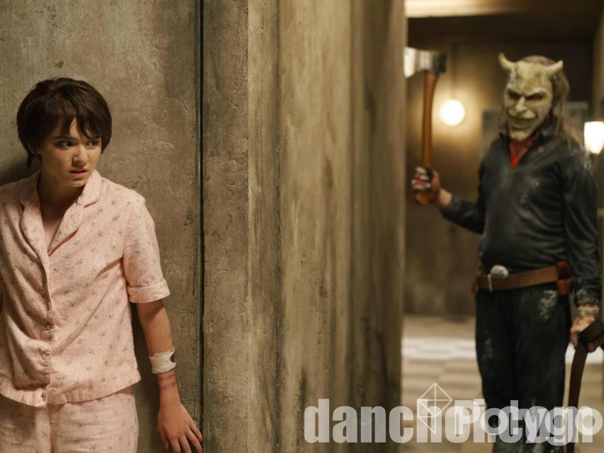 Click image for larger version

Name:	blackphone2_polygon.jpg
Views:	9
Size:	114.7 KB
ID:	42036