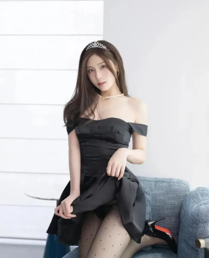 Click image for larger version

Name:	Luu-Hai-Hang_24.webp
Views:	0
Size:	31.7 KB
ID:	42799