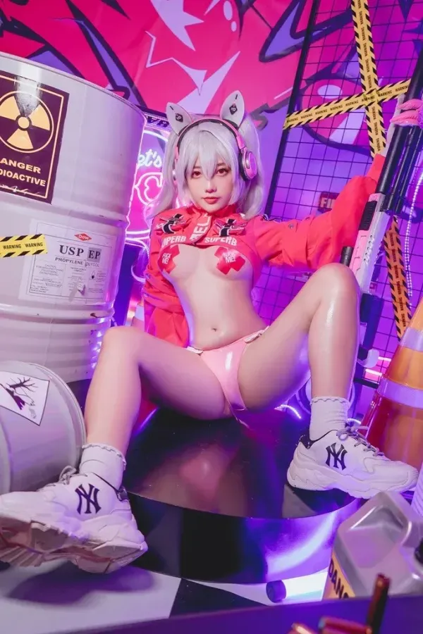 Click image for larger version

Name:	Alice-Hoang-Anh_13.webp
Views:	7
Size:	63.8 KB
ID:	43279