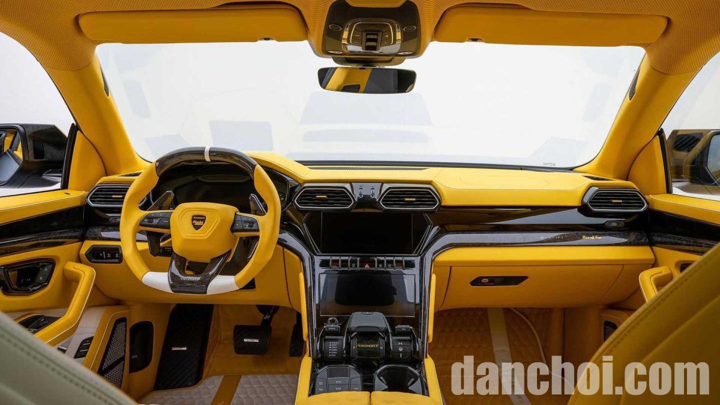 Click image for larger version

Name:	mansory-venatus-evo-s-1090.jpg
Views:	0
Size:	141.0 KB
ID:	43804