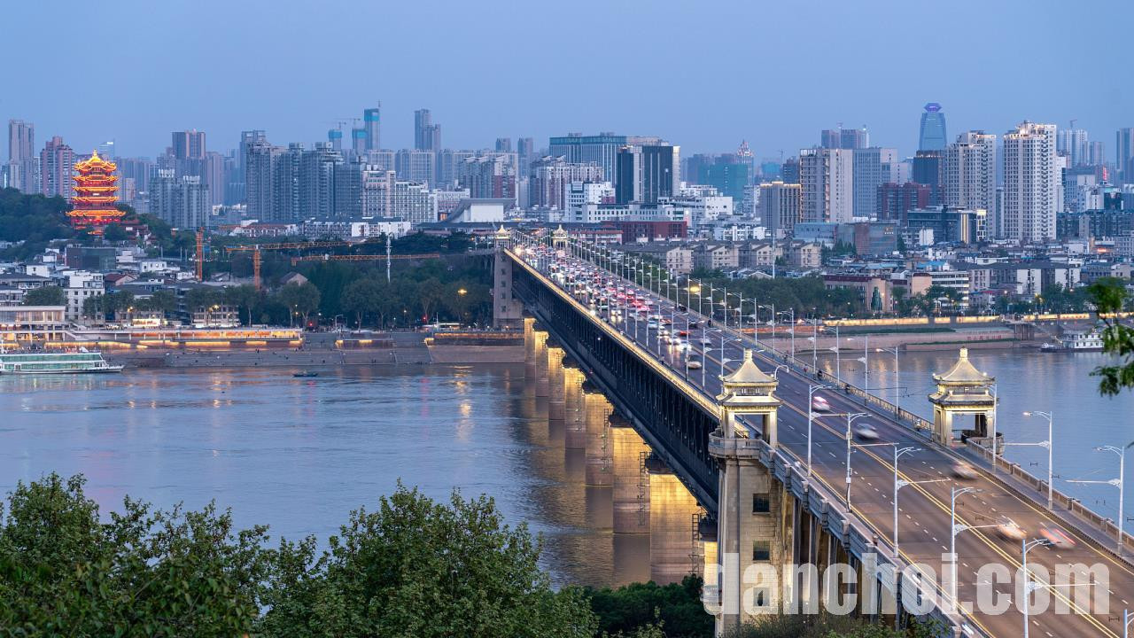 Click image for larger version

Name:	cầu trường giang vũ hán.jpg
Views:	1
Size:	299.9 KB
ID:	45013