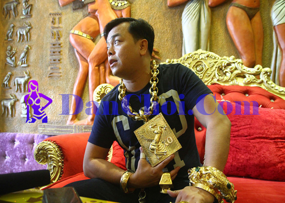 Phúc “XO” – Người đứng sau các băng nhóm bảo kê khét tiếng thành phố