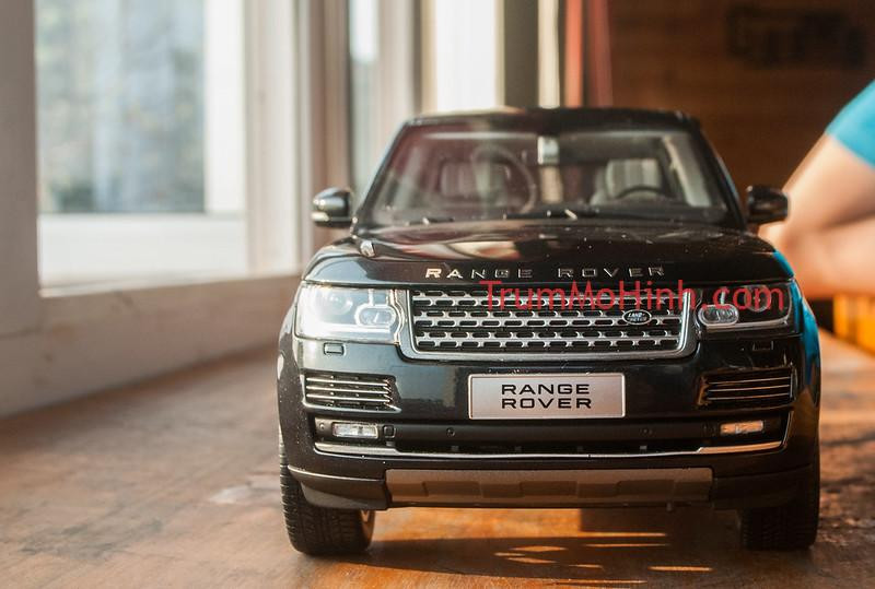 Mô hình siêu xe tỉ lệ 1:18: Thế giới xe trong tầm tay