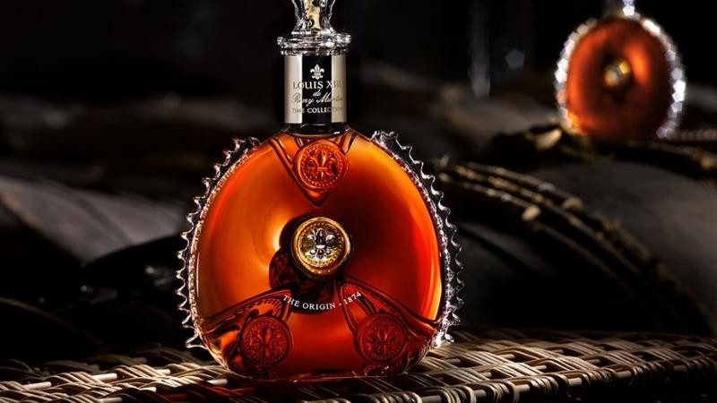 Cognac Louis XIII: Chiêm ngưỡng bộ sưu tập cả tỷ bạc và tinh hoa