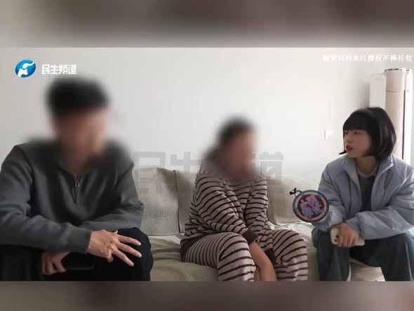 Chồng trắng tay sau 8 năm tiết kiệm, vợ chi 2,5 tỷ đồng cho streamer Trung Quốc