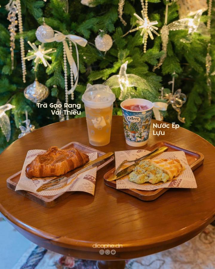 Biệt Thự Mèo - CATFEE Không gian Giáng Sinh như mơ giữa lòng thành phố