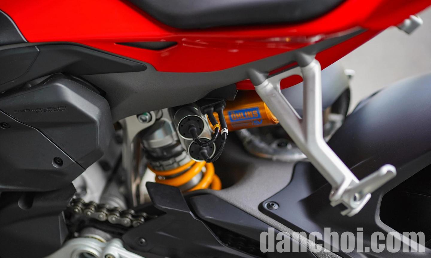 Click image for larger version

Name:	Ducati-Panigale-Streetfighter-5384-2477-1764664131.jpg
Views:	8
Size:	96.8 KB
ID:	48583