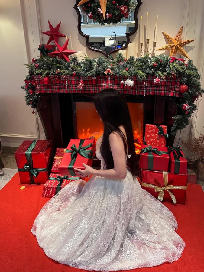 Click image for larger version

Name:	SSvid.app - Bà già nố en 🧑_🎄-DRrC5JoEjdl[1080x1440].jpg
Views:	13
Size:	113.8 KB
ID:	48695