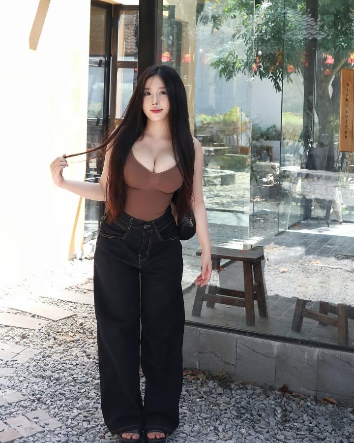 Click image for larger version

Name:	SSvid.app - E ghệ nè __-DGw0IcpSR_U[1080x1350].jpg
Views:	2
Size:	104.7 KB
ID:	48749