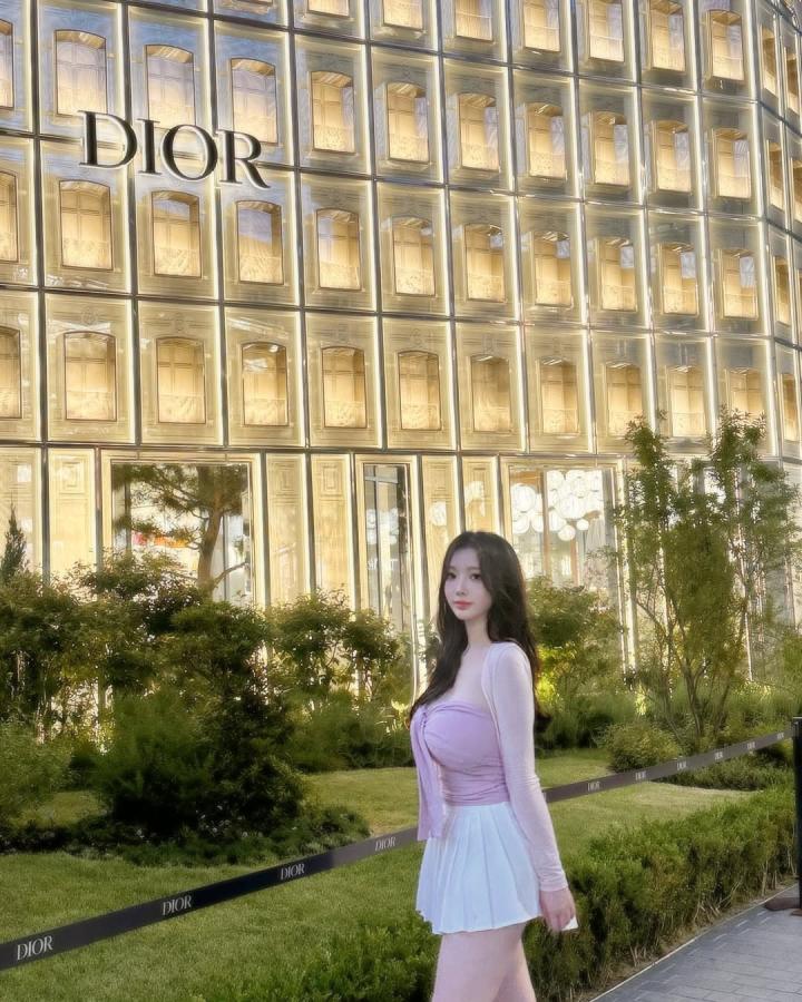 Click image for larger version

Name:	SSvid.app - 오랜만에 밖에 나와서 -DL97buHJVKk[1080x1350].jpg
Views:	8
Size:	132.3 KB
ID:	49201