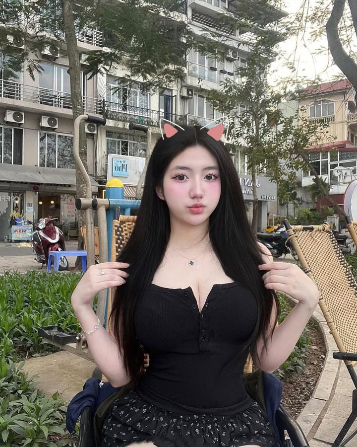 Click image for larger version

Name:	SSvid.app - chung tình nhất phố nhưn-DIqTh4Ky-C4[1080x1349].jpg
Views:	6
Size:	151.8 KB
ID:	49241