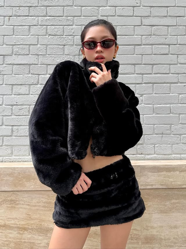 Click image for larger version

Name:	587004745_18425903584113568_2117461185542201927_n..jpg
Views:	7
Size:	147.8 KB
ID:	49326