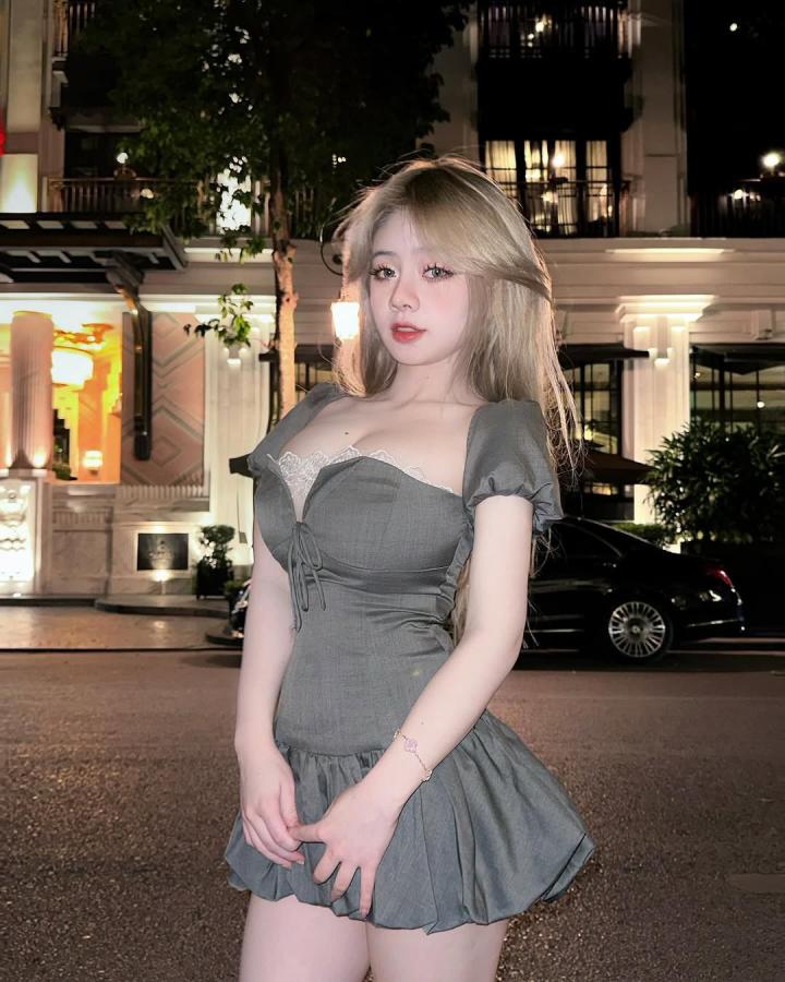 Click image for larger version

Name:	SSvid.app - @ameliee_official-DB-8y6fS_sX[1080x1350].jpg
Views:	13
Size:	93.5 KB
ID:	49720