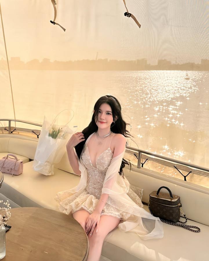 Click image for larger version

Name:	SSvid.app - Gọi em là nàng thơ vì tr-DJCGeFiSgMY[1080x1349].jpg
Views:	7
Size:	69.6 KB
ID:	51240