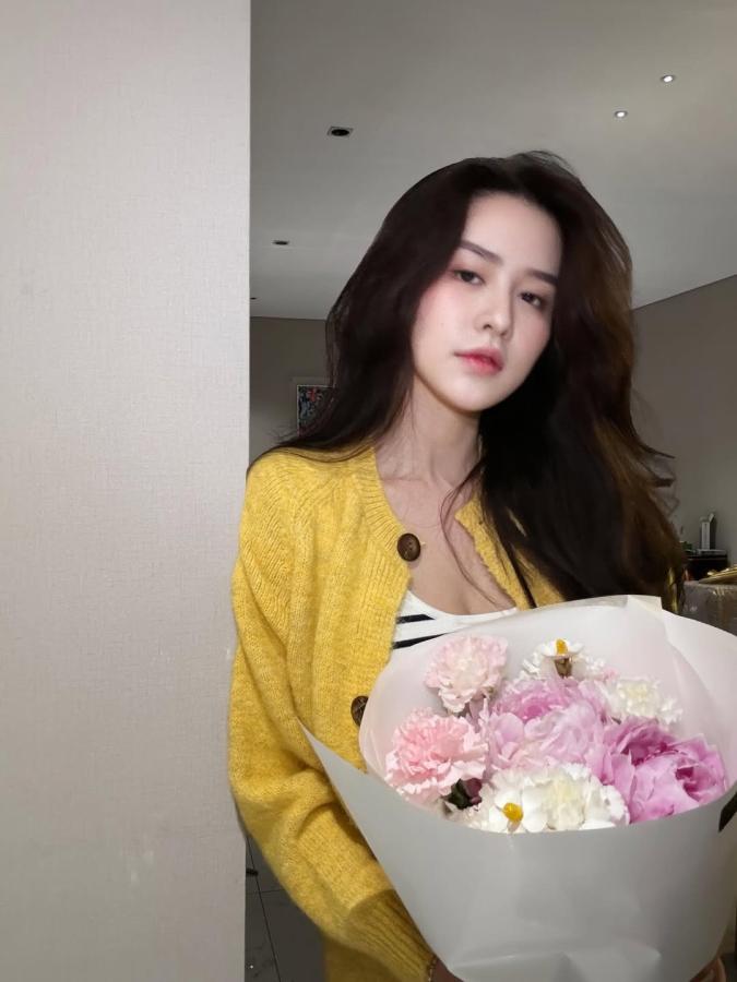 Click image for larger version

Name:	SSvid.app - 🎀-DRpE6y5kmeo[1080x1440].jpg
Views:	6
Size:	49.1 KB
ID:	52381