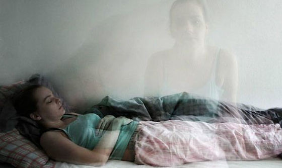 Mơ thấy người thân đã mất bỗng sống lại – lời nhắn tâm linh hay con số may mắn?