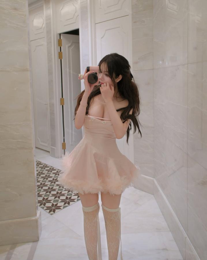 Click image for larger version

Name:	SSvid.app - Been busy _pretty_._ with @boi-DSJlmiQkvyj[1080x1353].jpg
Views:	11
Size:	45.6 KB
ID:	54104