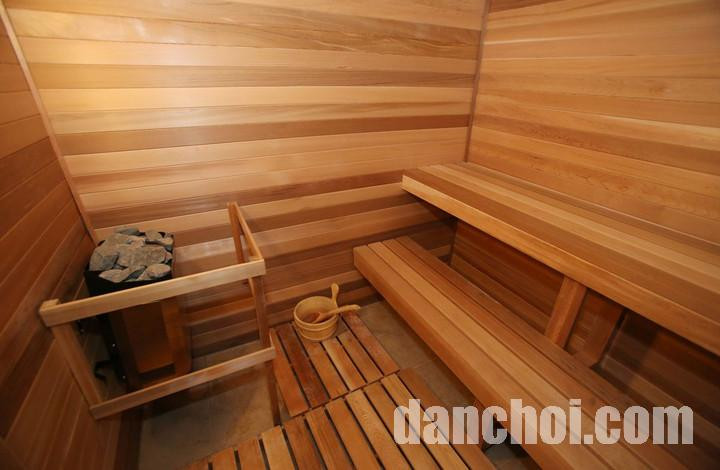 Click image for larger version

Name:	1newton-ma-42715-1592-commonwealth-avenue-in-newton-monday-april-27-2015-staff-photo-by-an-09594902-1766116165861-17661161662651938975008.jpg
Views:	33
Size:	73.2 KB
ID:	54470