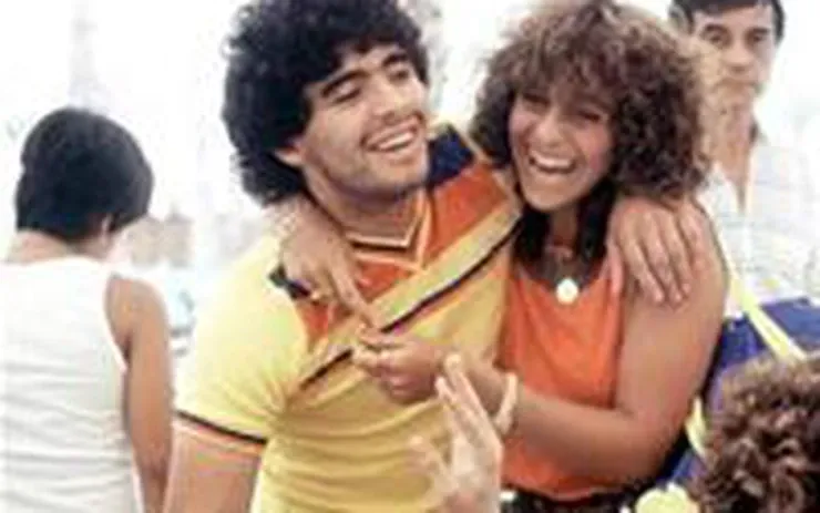 Maradona Thời Napoli: Sự Thật Gây Sốc Về Con Số 8.000 Phụ Nữ