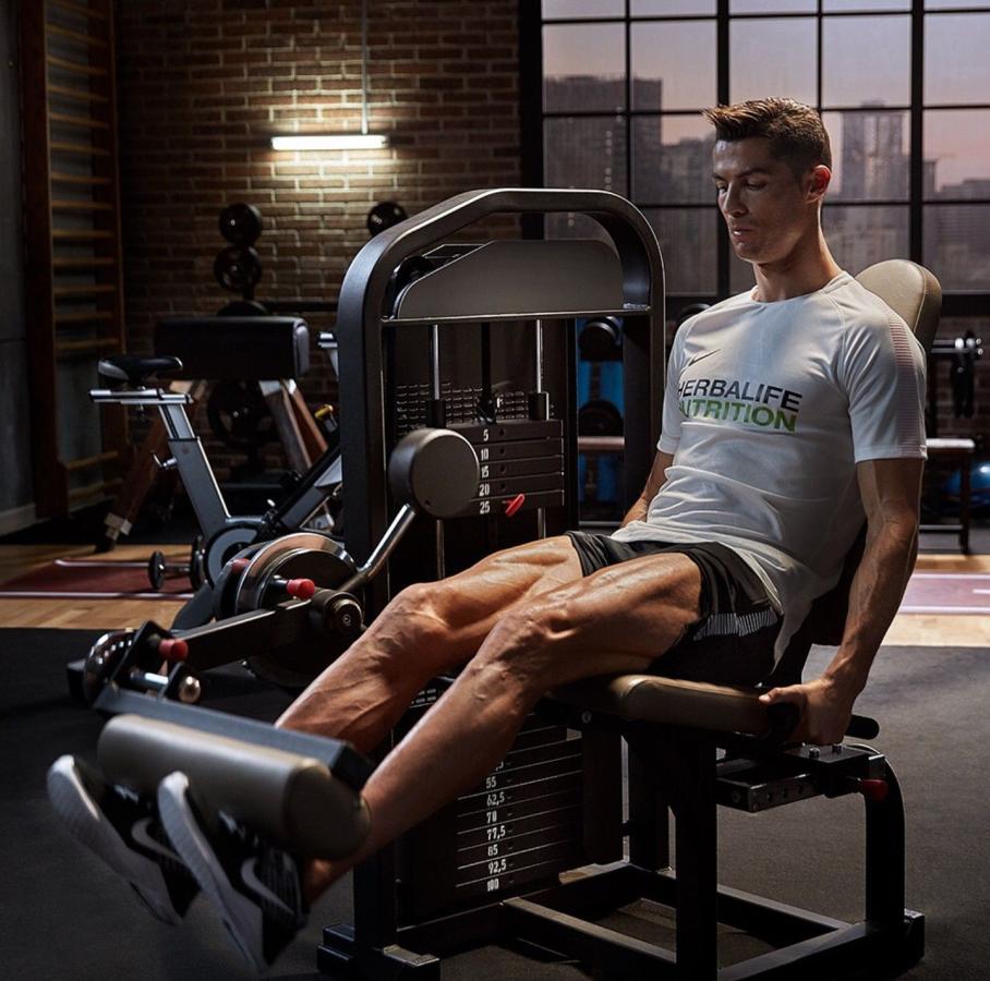 Thói Quen Tập Luyện Dị Thường Của Cristiano Ronaldo Mà Ít Ai Biết