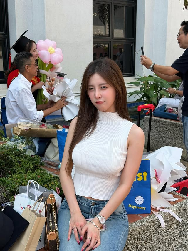 Click image for larger version

Name:	618090896_18547878862054045_8936336955853063339_n..jpg
Views:	0
Size:	180.8 KB
ID:	58449