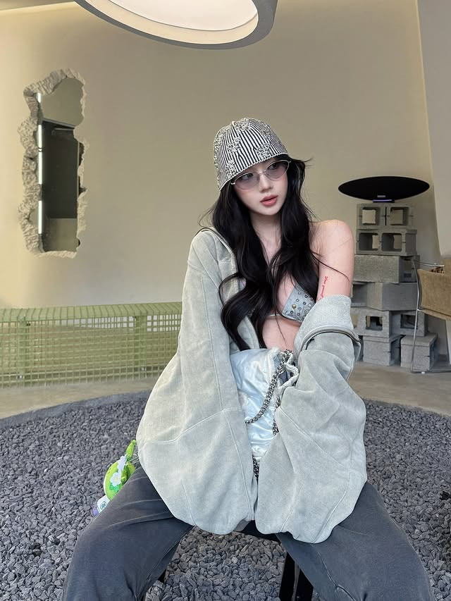 Click image for larger version

Name:	589139131_18543774598009562_4629286228021820672_n..jpg
Views:	38
Size:	137.6 KB
ID:	59152